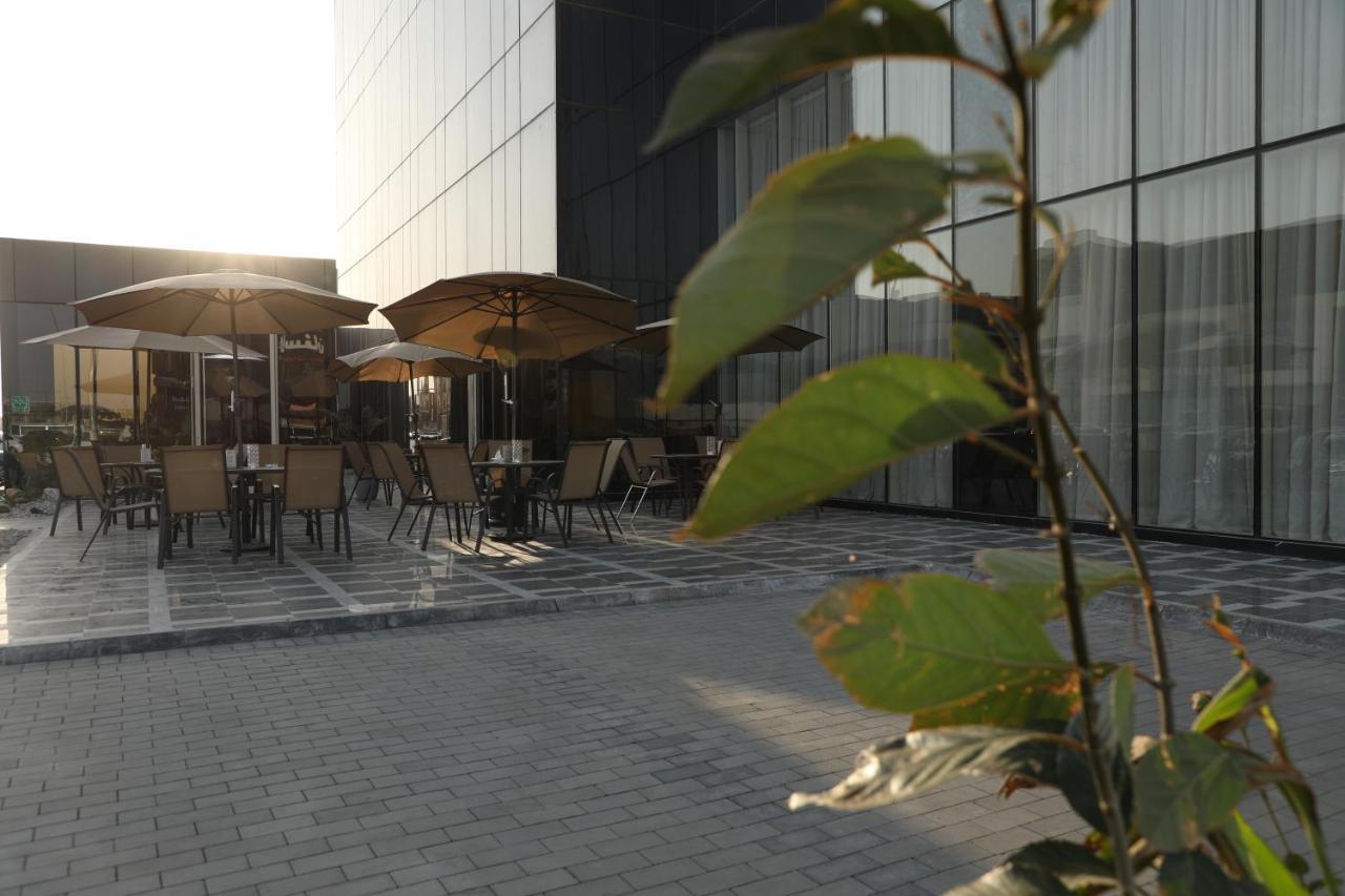 Hotel Hdb Financial District à Riyad Extérieur photo