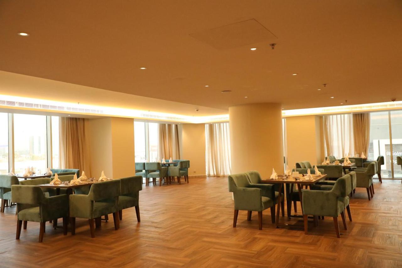 Hotel Hdb Financial District à Riyad Extérieur photo